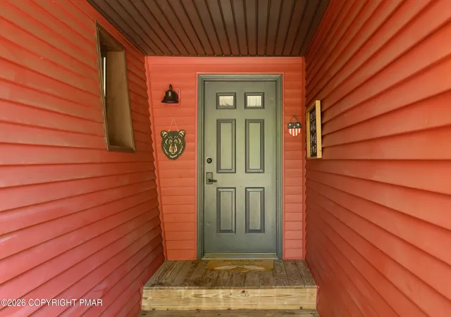Photo 2 of Single family home for sale at 164 Iroquois Trl, Long Pond, PA 18334 | MLS# PM-144711 | Listing updated on 2026-10-08