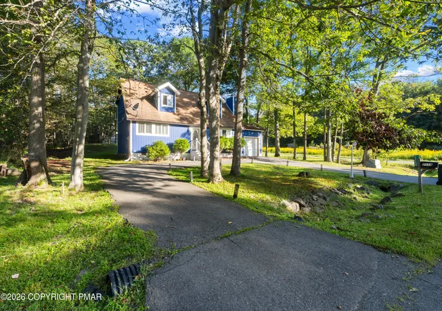Photo 4 of Single family home for sale at 2114 Onondaga Way, Tobyhanna, PA 18466 | MLS# PM-144633 | Listing updated on 2026-09-14