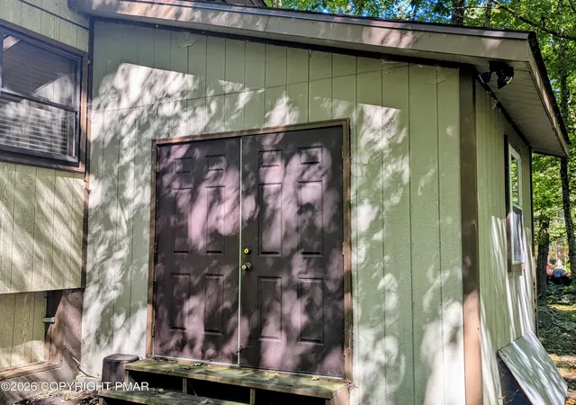 Photo 3 of Single family home for sale at 41 Livingston Ln, Gouldsboro, PA 18424 | MLS# PM-144688 | Listing updated on 2026-09-28