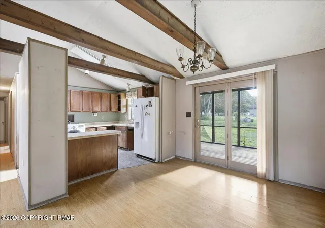 Photo 4 of Single family home for sale at 129 Amos Cir, Bushkill, PA 18324 | MLS# PM-144656 | Listing updated on 2026-09-11