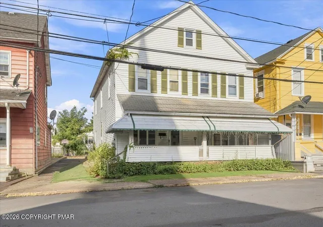 Photo 1 of Single family home for sale at 334 Washington St, Freeland, PA 18224 | MLS# PM-144658 | Listing updated on 2026-09-11