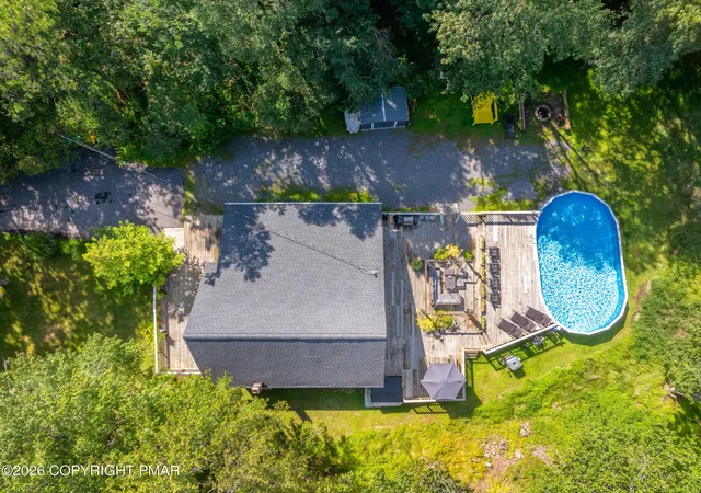 Photo 2 of Single family home for sale at 3311 Red Run Rd, Pocono Summit, PA 18346 | MLS# PM-144645 | Listing updated on 2026-09-11