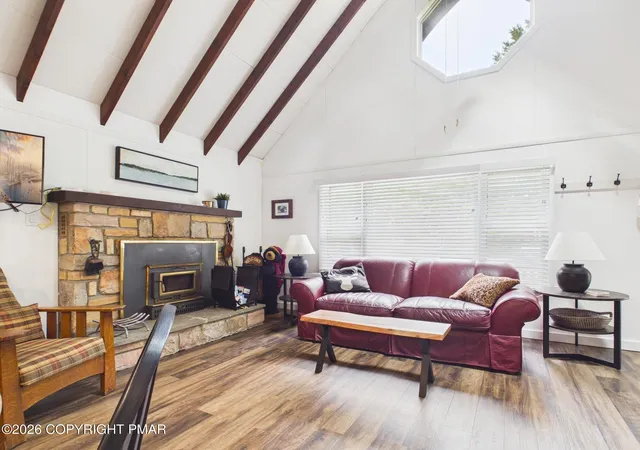 Photo 4 of Single family home for sale at 184 Tepee Dr, Pocono Lake, PA 18347 | MLS# PM-144655 | Listing updated on 2026-09-11