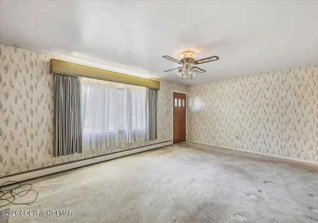Photo 4 of Sale Pending at 1235 Oakwood Dr, Bethlehem, PA 18017 | MLS# PM-144734 | Listing updated on 2026-10-23