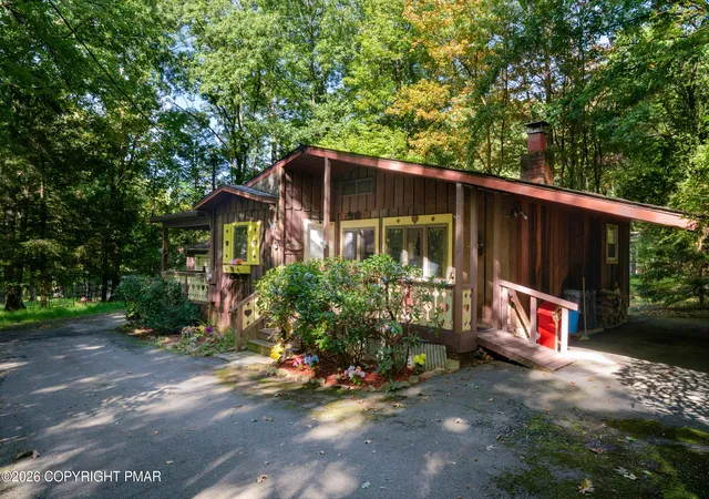 Photo 1 of Single family home for sale at 1914 Donalds Rd, Effort, PA 18330 | MLS# PM-145616 | Listing updated on 2026-10-19
