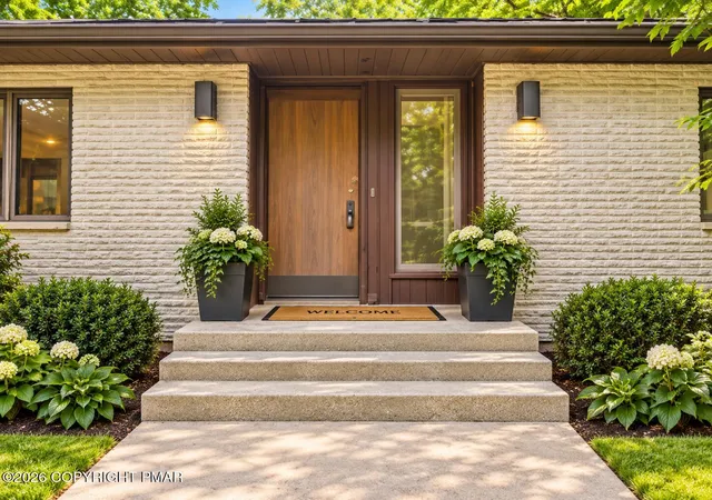 Photo 3 of Sale Pending at 1586 Sullivan Trl, Tannersville, PA 18372 | MLS# PM-144721 | Listing updated on 2026-09-29