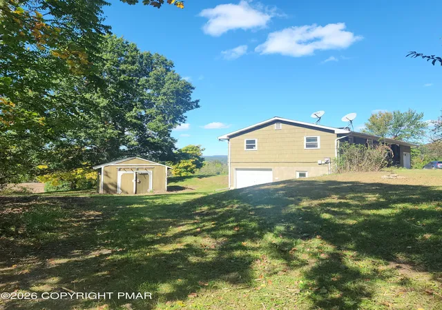 Photo 2 of Sale Pending at 449 Weir Mountain Rd, Gilbert, PA 18331 | MLS# PM-144736 | Listing updated on 2026-10-09