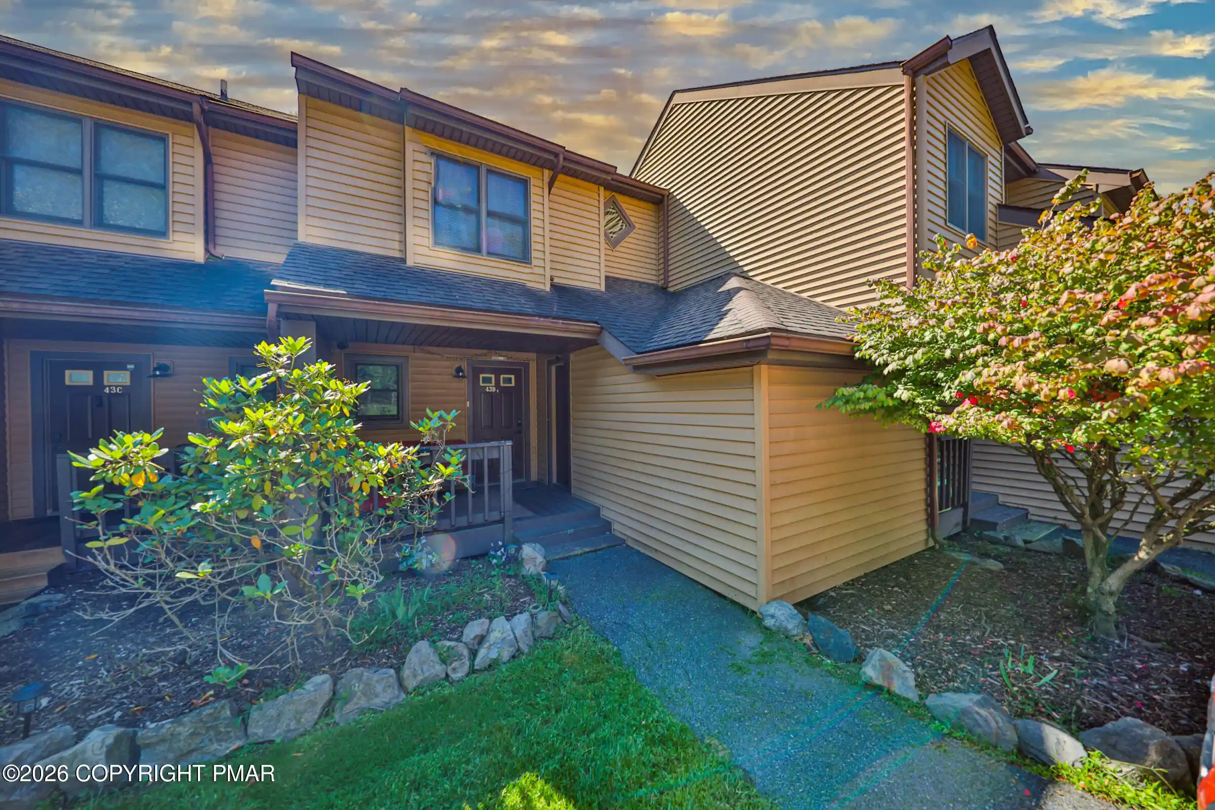 Listing Photo 1 - Condo for sale in 43 Sky Vw Cir located at 43 Sky Vw Cir, East Stroudsburg, PA 18302 - Unit 43 Sky View Cir
