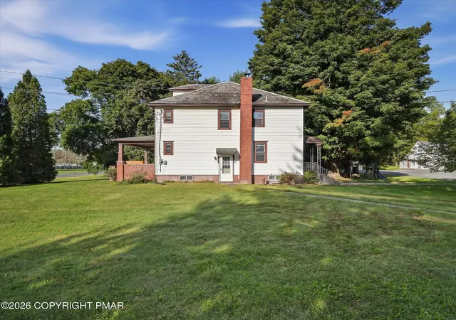 Photo 3 of Single family home for sale at 116 Corner Rd, Gilbert, PA 18331 | MLS# PM-144752 | Listing updated on 2026-09-21