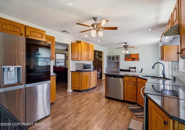 Photo 3 of Sale Pending at 413 Stony Brk Dr, Stroudsburg, PA 18360 | MLS# PM-144842 | Listing updated on 2026-10-16