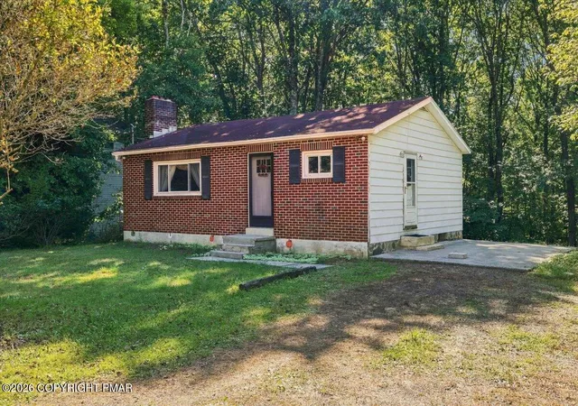 Photo 3 of Single family home for sale at 8827 Twin Lake Dr, Kunkletown, PA 18058 | MLS# PM-144773 | Listing updated on 2026-09-30