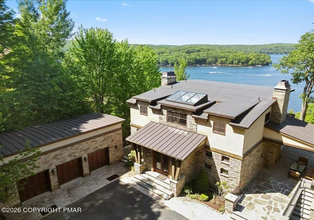 Photo 3 of Single family home for sale at 165 Pennwood Dr, Greentown, PA 18426 | MLS# PM-144772 | Listing updated on 2026-09-21