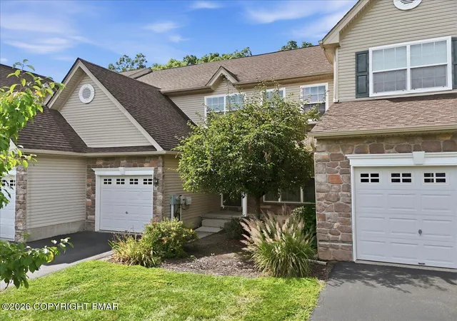 Photo 3 of Sale Pending at 1775 Big Ridge Dr, East Stroudsburg, PA 18302 | MLS# PM-144862 | Listing updated on 2026-10-21