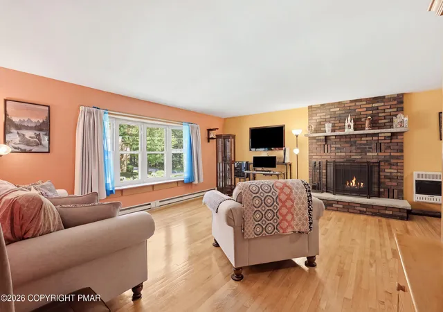 Photo 4 of Single family home for sale at 8466 Bumble Bee Way, Tobyhanna, PA 18466 | MLS# PM-144871 | Listing updated on 2026-10-21