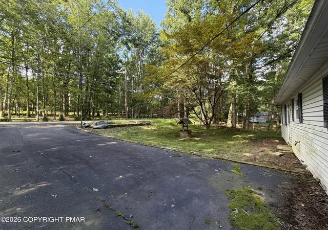 Photo 3 of Single family home for sale at 1007 Woodhaven Dr, White Haven, PA 18661 | MLS# PM-144809 | Listing updated on 2026-09-25