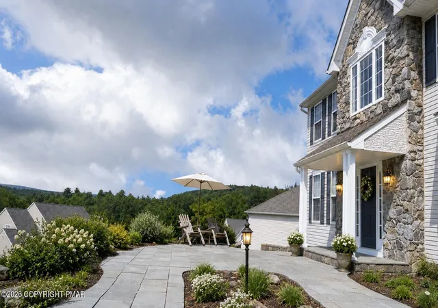 Photo 2 of Single family home for sale at 2347 Snapdragon Point, East Stroudsburg, PA 18301 | MLS# PM-144876 | Listing updated on 2026-10-15