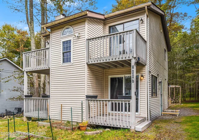 Photo 1 of Single family home for sale at 1053 Country Pl Dr, Tobyhanna, PA 18466 | MLS# PM-145073 | Listing updated on 2026-09-25