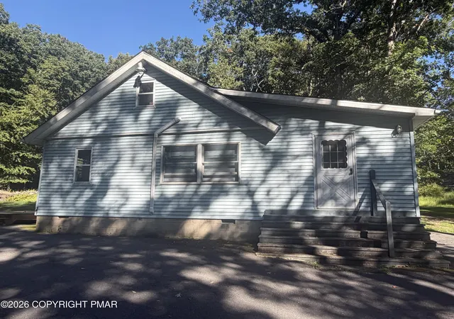 Photo 1 of Single family home for sale at 3374 Trafalgar Ave, East Stroudsburg, PA 18302 | MLS# PM-144907 | Listing updated on 2026-10-18