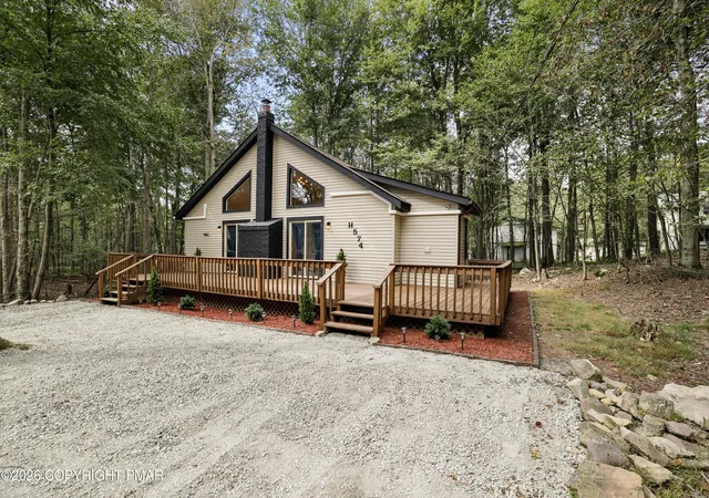 Photo 3 of Single family home for sale at 8830 Cloudcrest Dr, Tobyhanna, PA 18466 | MLS# PM-145049 | Listing updated on 2026-09-26