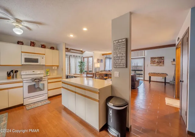 Photo 3 of Townhouse for sale at 276 Overlook Way, Tannersville, PA 18372 | MLS# PM-144924 | Listing updated on 2026-09-21