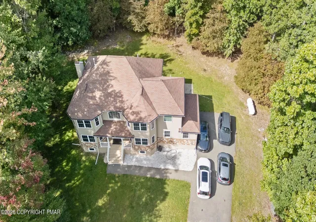 Photo 2 of Single family home for sale at 237 Footprint Rd, East Stroudsburg, PA 18302 | MLS# PM-144925 | Listing updated on 2026-10-06