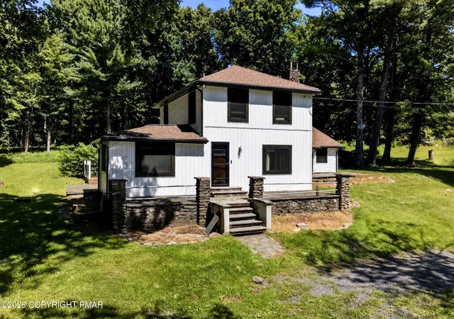 Photo 3 of Single family home for sale at 211 Sand Spring Rd, Cresco, PA 18326 | MLS# PM-144938 | Listing updated on 2026-09-21