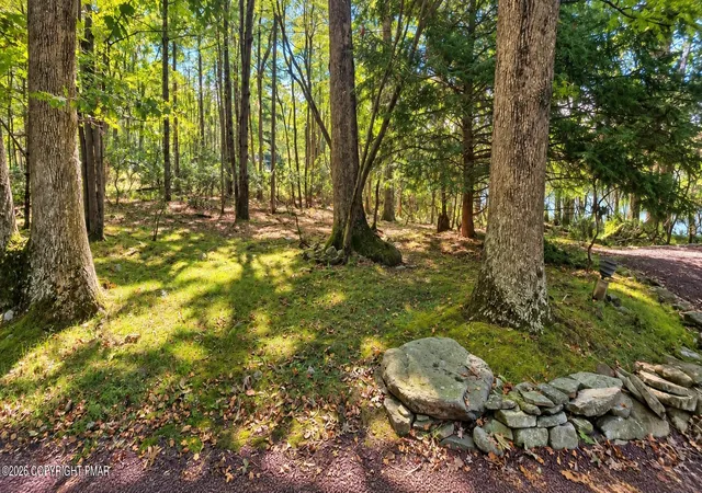Photo 3 of Sale Pending at 322 Crescent Lake Rd, Scotrun, PA 18355 | MLS# PM-144943 | Listing updated on 2026-10-08