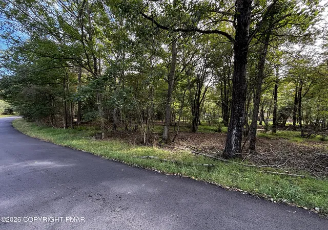 Photo 3 of Sale Pending at 3137 Pine Tree Ln, Mount Pocono, PA 18344 | MLS# PM-144950 | Listing updated on 2026-09-28