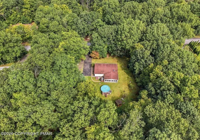 Photo 3 of Sale Pending at 2123 Deer Trak Dr, East Stroudsburg, PA 18302 | MLS# PM-145019 | Listing updated on 2026-10-12