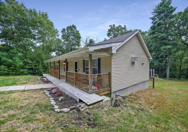 Photo 3 of Sale Pending at 107 Hillside Ct, Dingmans Ferry, PA 18328 | MLS# PM-144984 | Listing updated on 2026-10-05
