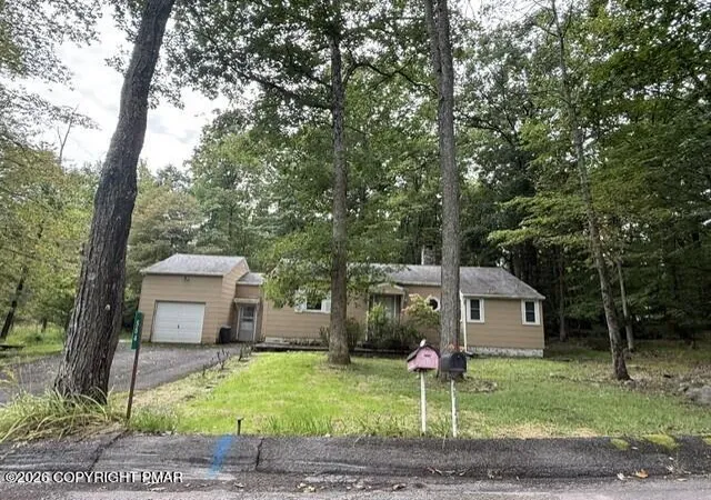 Photo 1 of Single family home for sale at 554 Prices Dr, Cresco, PA 18326 | MLS# PM-145023 | Listing updated on 2026-09-25