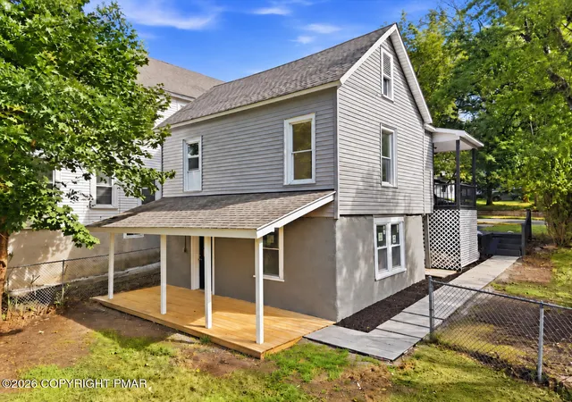 Photo 3 of Single family home for sale at 289 Brodhead Ave, East Stroudsburg, PA 18301 | MLS# PM-145050 | Listing updated on 2026-10-22