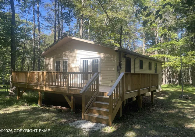 Photo 3 of Single family home for sale at 1047 Maple Dr, Pocono Lake, PA 18347 | MLS# PM-145081 | Listing updated on 2026-10-14