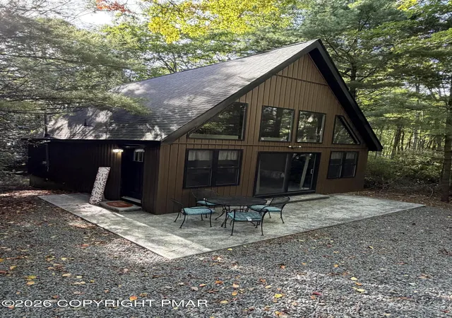 Photo 1 of Single family home for sale at 154 Susquehanna Dr, Jim Thorpe, PA 18229 | MLS# PM-145040 | Listing updated on 2026-10-07