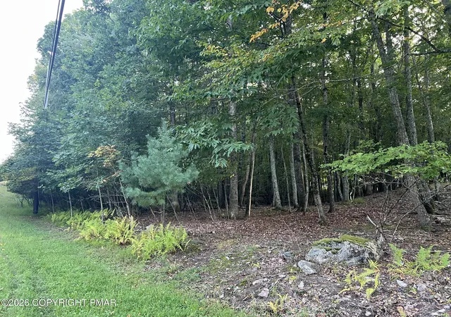 Photo 2 of Sale Pending at White Dove Dr 48, East Stroudsburg, PA 18302 | MLS# PM-145119 | Listing updated on 2026-10-13