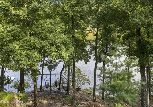 Photo 3 of Single family home for sale at 161 Lakewood Dr, Dingmans Ferry, PA 18328 | MLS# PM-145146 | Listing updated on 2026-09-30