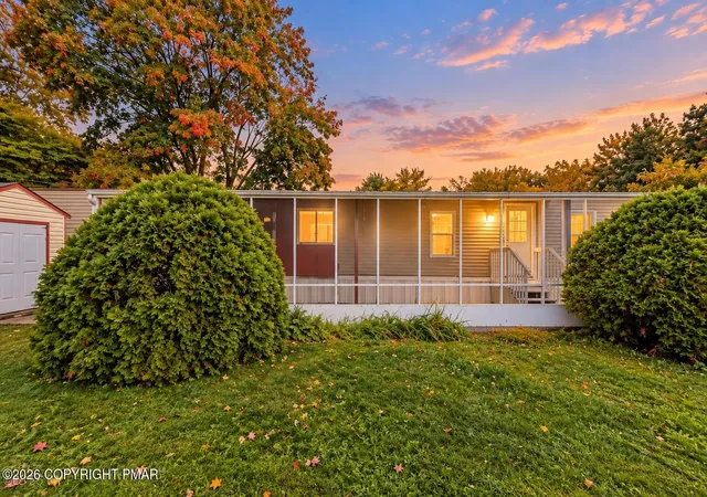 Photo 2 of Manufactured home for sale at 338 Upper Pmhe Dr S, East Stroudsburg, PA 18302 | MLS# PM-145266 | Listing updated on 2026-10-16