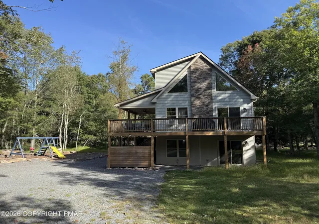 Photo 3 of Single family home for sale at 155 Teddyuscung Trl, Albrightsville, PA 18210 | MLS# PM-145114 | Listing updated on 2026-10-02