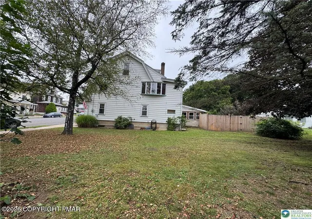 Photo 4 of Single family home for sale at 417 S 3rd Street, Lehighton, PA 18235 | MLS# PM-145316 | Listing updated on 2026-10-23