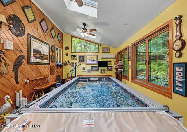 Photo 3 of Single family home for sale at 14 Hazlewood Dr, Lake Harmony, PA 18624 | MLS# PM-145234 | Listing updated on 2026-10-05