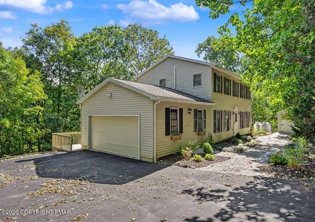 Photo 3 of Single family home for sale at 238 Becca Ln, Stroudsburg, PA 18360 | MLS# PM-145200 | Listing updated on 2026-09-30