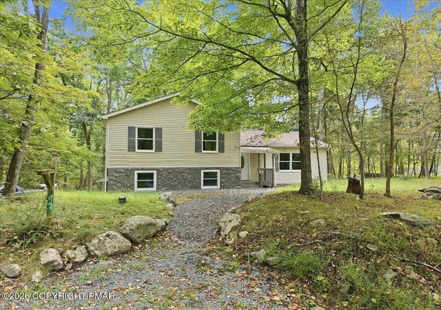 Photo 2 of Single family home for sale at 2148 Vista Cir, East Stroudsburg, PA 18302 | MLS# PM-145147 | Listing updated on 2026-10-20