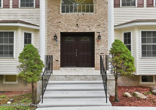 Photo 3 of Single family home for sale at 49 Seneca Rd, Mount Pocono, PA 18344 | MLS# PM-145250 | Listing updated on 2026-10-18