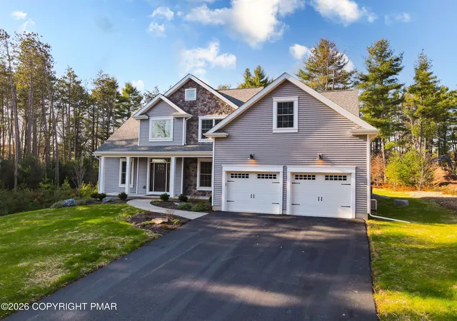 Photo 2 of Single family home for sale at 223 Canterbury Cir, Blakeslee, PA 18610 | MLS# PM-145134 | Listing updated on 2026-09-28