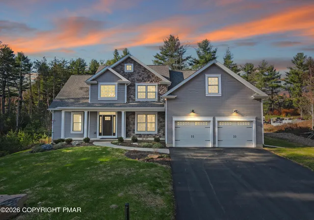 Photo 3 of Single family home for sale at 223 Canterbury Cir, Blakeslee, PA 18610 | MLS# PM-145134 | Listing updated on 2026-09-28