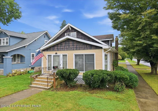 Photo 2 of Sale Pending at 127 Broad St, Stroudsburg, PA 18360 | MLS# PM-145208 | Listing updated on 2026-10-20