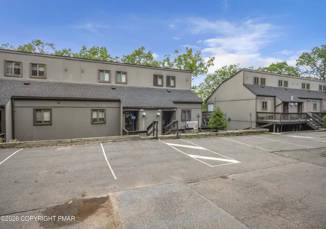 Photo 2 of Townhouse for sale at 178 Upper Village Way, Tannersville, PA 18372 | MLS# PM-145141 | Listing updated on 2026-09-30