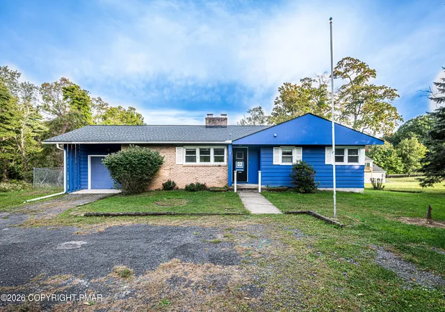 Photo 1 of Sale Pending at 2254 Chipperfield Dr, East Stroudsburg, PA 18301 | MLS# PM-145207 | Listing updated on 2026-10-06