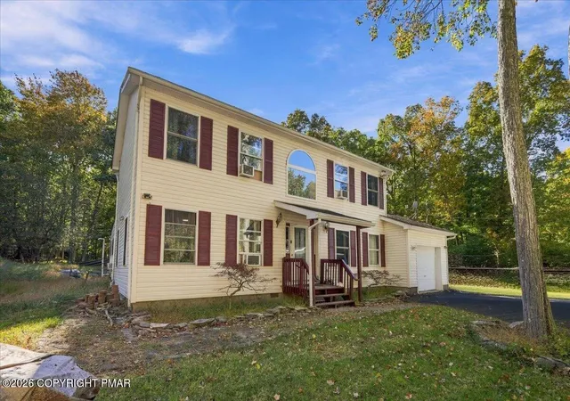 Photo 3 of Single family home for sale at 309 Casper Rd, East Stroudsburg, PA 18302 | MLS# PM-145647 | Listing updated on 2026-10-21