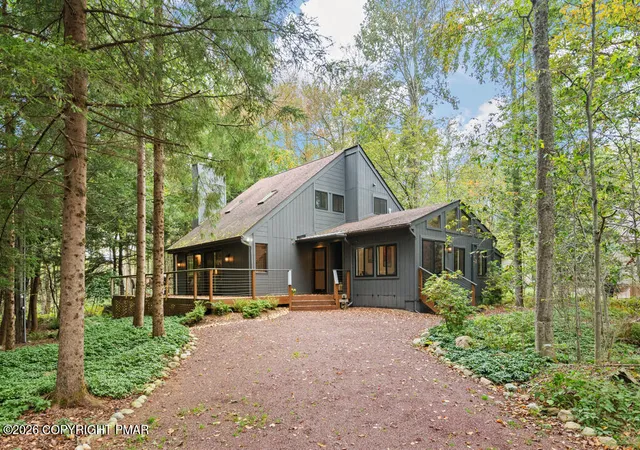 Photo 1 of Single family home for sale at 2228 White Oak Trl, Pocono Pines, PA 18350 | MLS# PM-145384 | Listing updated on 2026-10-12